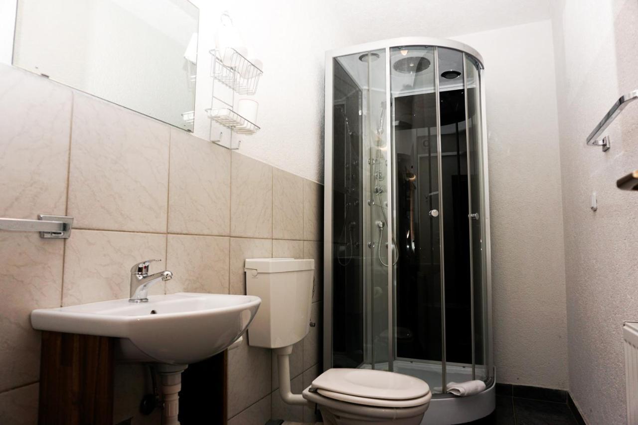 Hotel Kreuz Schwäbisch Gmünd Εξωτερικό φωτογραφία